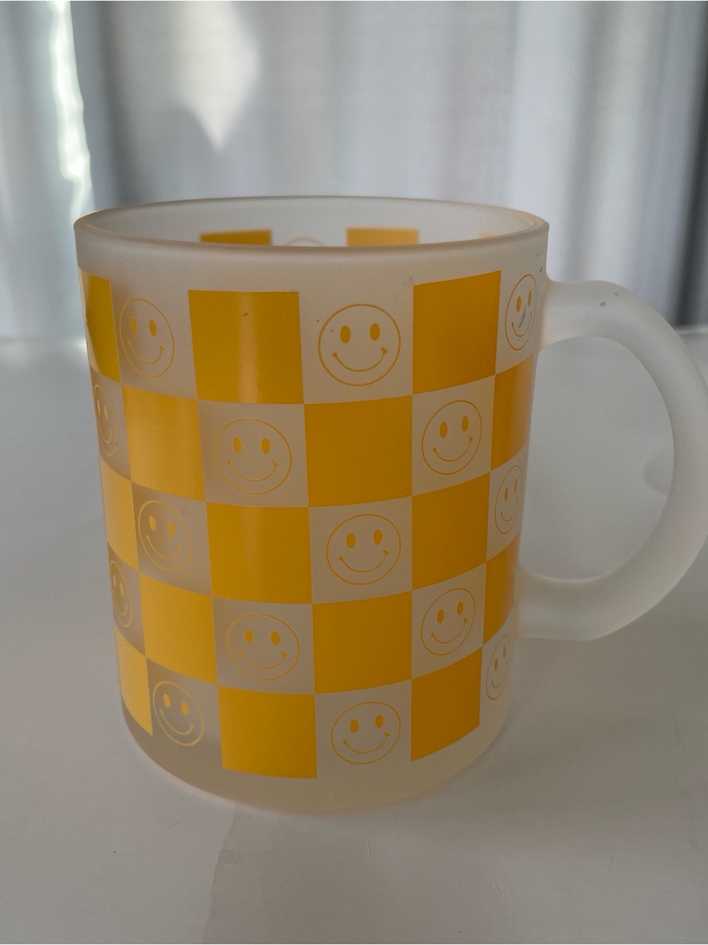 Dwell Studio Yellow Smiley Faces Glass Mug Coffee Cup 12 Ounce NEW